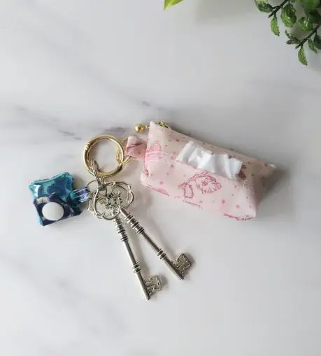 携帯用ゴミ袋ケース、100均で満足？可愛い×実用的なリバティ柄が