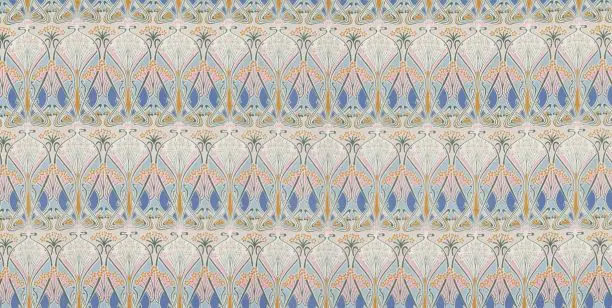 リバティのアイアンシ｜アールヌーヴォーの美学を纏う魅力の秘密