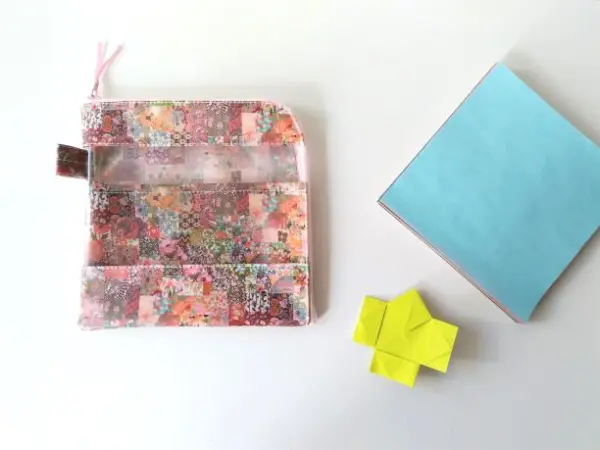 オーダー品　リバティ×半クリア ラミネートポーチ オーダー品 リバティ×半クリア ラミネートポーチ ☆受注制作☆ L字