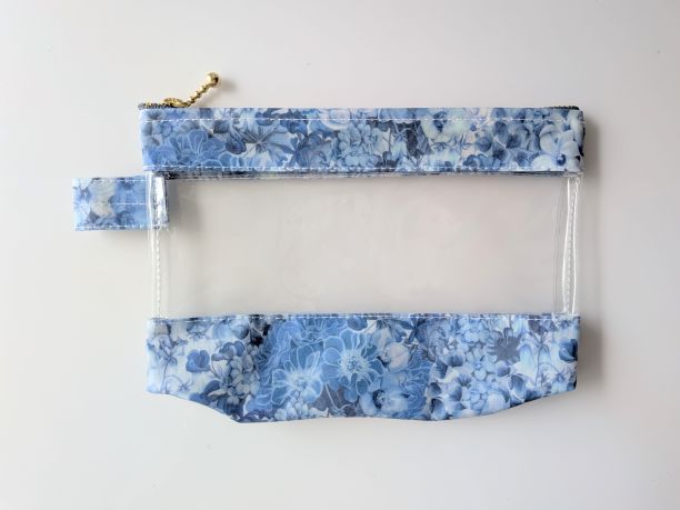 横型　マチつき　クリアポーチ　ペインテッドトラベルズ　♡油絵のような花柄のデザイン