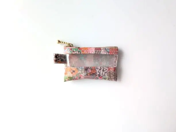 オーダー品　リバティ×半クリア ラミネートポーチ f52fd4110f136e61a67e8a689fb42b