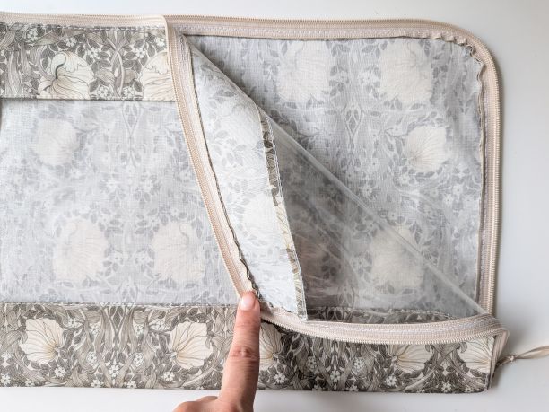 A4 L字ファスナークリアポーチ ピンパネル ウィリアムモリス ラミネート  - 画像 (5)