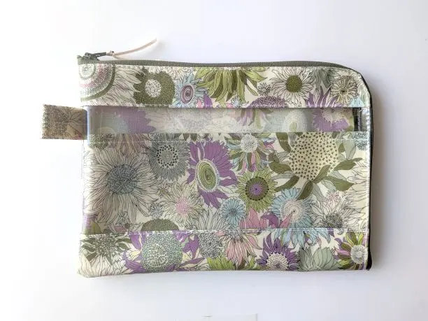 こぶた☆リバティ　カトラリーケースと巾着 藤栄 ランドリーバスケット CURVER ジュート 46L （ カーバー