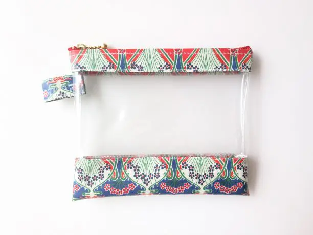 お取り置き／リバティ☆中身が見えるクリアポーチ＊LIBERTY／ユキエモン ITEMS | リバティ×リバティ