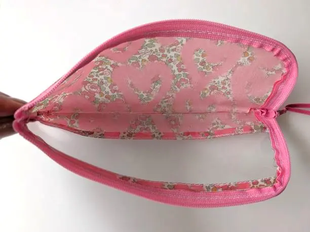 リバティ ベッツィ ペンケース ラミネート CG リバティ ラミネートのスリムペンケース ベッツィ ペンポーチ ペン