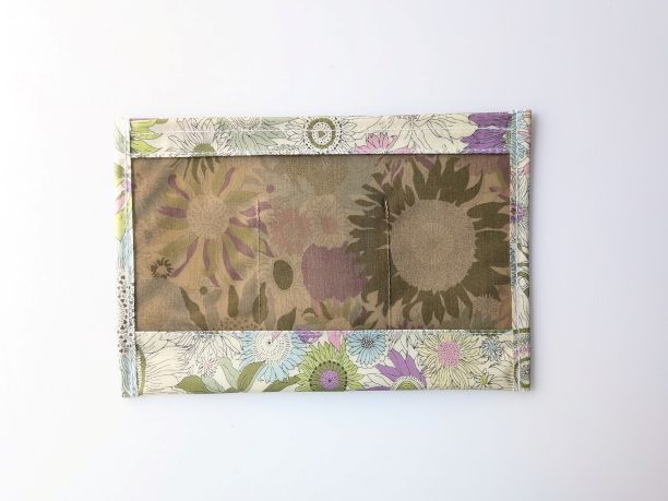 ポケットポーチ　A6（横）スモールスザンナ　リバティ　ラミネート