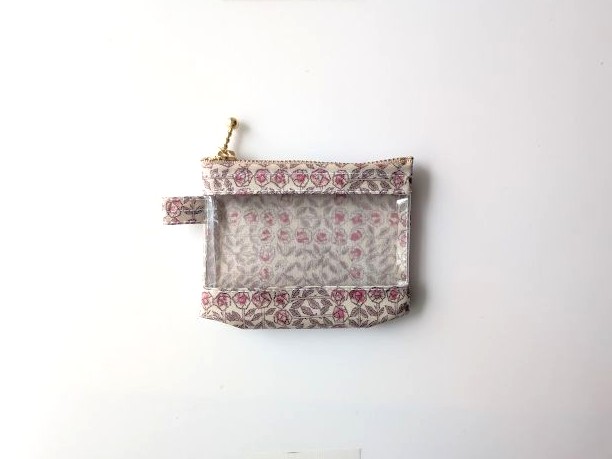 xxs-3　カードサイズ　クリアポーチ　スリーピングローズ　リバティ　ラミネート　♡皆川明氏とのコラボ