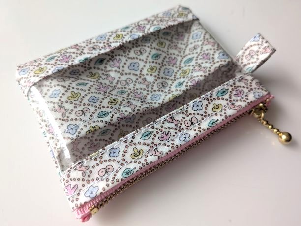 仕切り付きxxs-3 カードサイズ クリアポーチ フォレストウェーブ リバティ ラミネート ♡ミナ ペルホネンとのコラボレーション - 画像 (5)