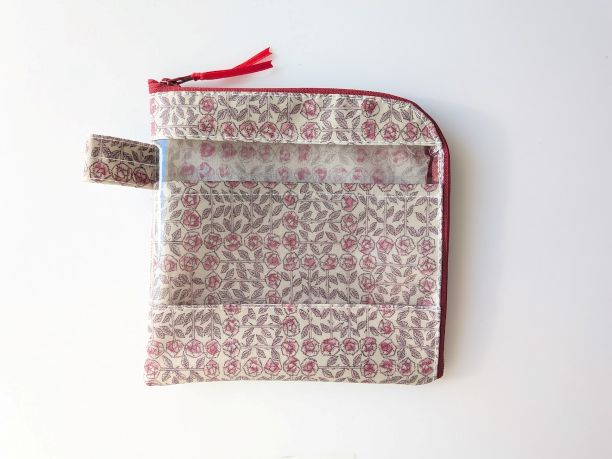 仕切り付きXS　L字ファスナー　クリアポーチ　スリーピングローズ　リバティ　♡皆川明氏とのコラボ