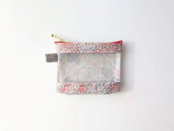 xxs-3 カードサイズ クリアポーチ アイアンシブロッサム リバティ