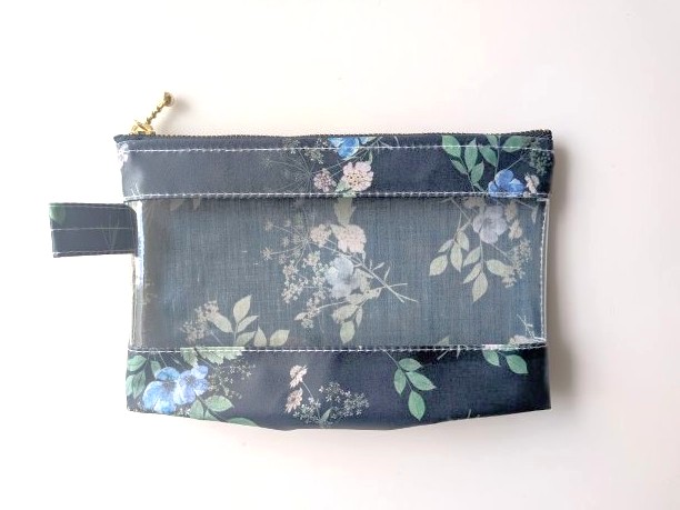 横型-3　マチつき　クリアポーチ　イルマズブーケ　♡「Irma」を“Bouquet(ブーケ)”にした特別柄