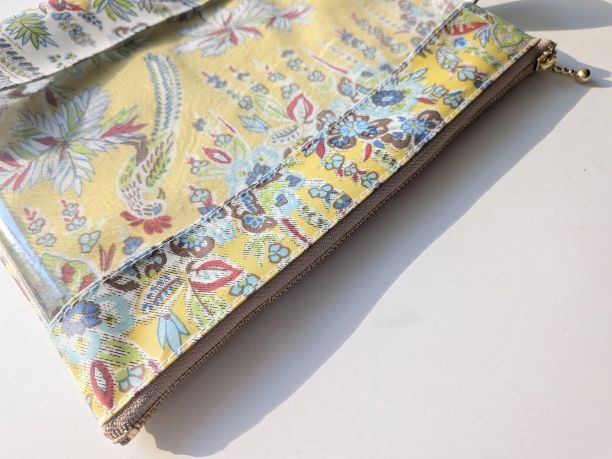 L-3 22×18 クリアポーチ エイヴィリーペイズリー リバティ ラミネート ♡熱帯のヤシの木、羽のような葉、幻想的な花々が細部に至るまで精巧に描かれています - 画像 (5)