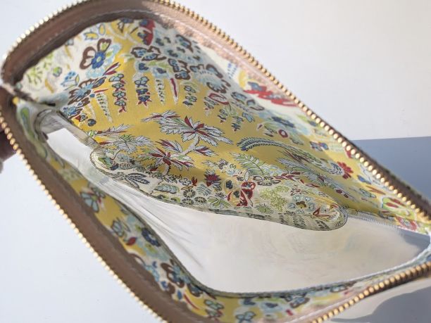 L-3 22×18 クリアポーチ エイヴィリーペイズリー リバティ ラミネート ♡熱帯のヤシの木、羽のような葉、幻想的な花々が細部に至るまで精巧に描かれています - 画像 (6)