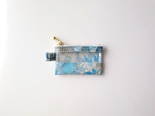 xxxs-3 9×5.5 クリアポーチ スモールスザンナ リバティ ラミネート ♡大小さまざまなひまわり