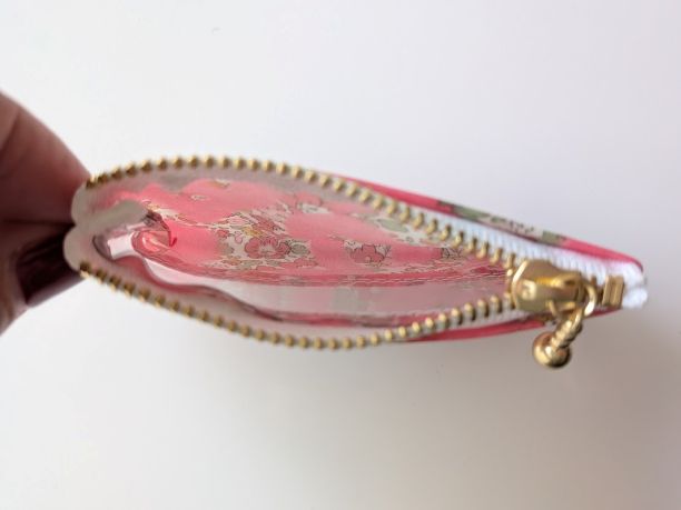 xxxs-3 9×5.5 クリアポーチ ベッツィアングラフィティ リバティ ラミネート ♡「ベッツィ」をフレッシュで楽しくアレンジしました - 画像 (6)