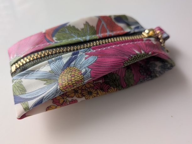 ★新商品★ 携帯用ペーパーナプキンケース ペーパーハンカチ リバティラミネート アンジェリカガーラ - 画像 (5)