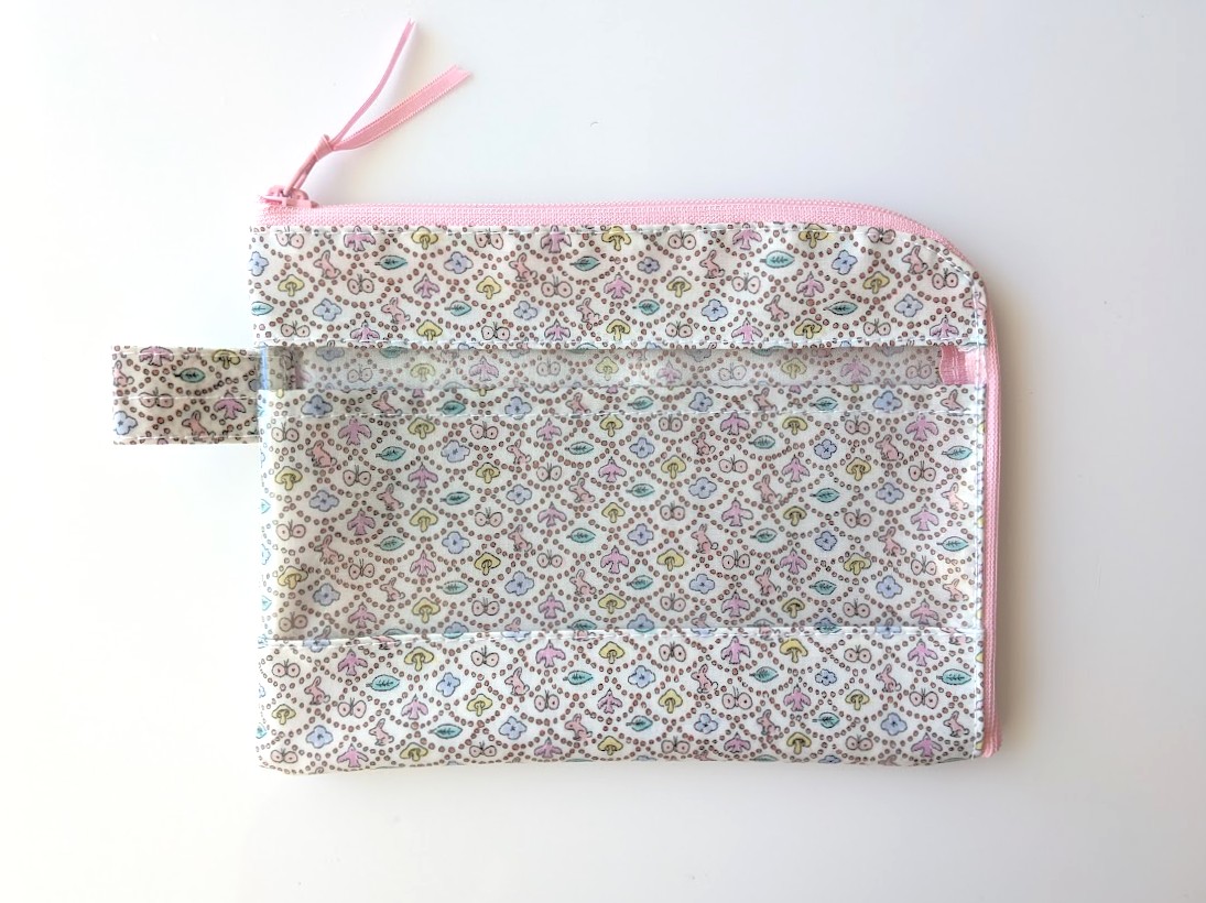 仕切り付きA6 L字ファスナークリアポーチ お薬手帳 フォレストウェーブ リバティ ラミネート ♡ミナ ペルホネンとのコラボレーション