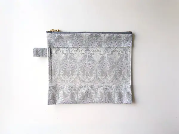 L-3 22×18 クリアポーチ アイアンシ リバティ ラミネート ♡アイアンシ