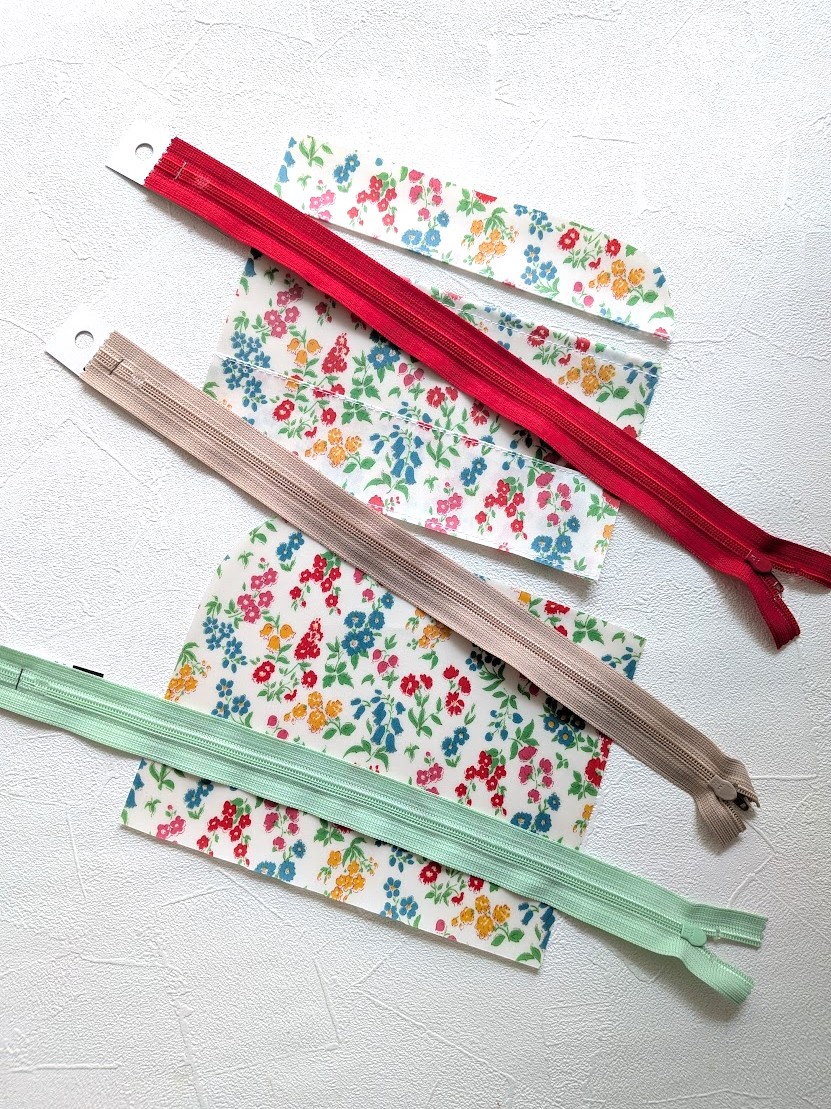ファスナーで変わる印象|リバティプリント・パトリシア柄のポーチづくり