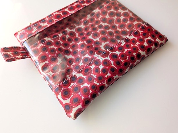 仕切り付きS-3 16.5×14 クリアポーチ ザンジーサンビーム リバティ ラミネート ♡鮮やかなフラワーが美しいデザイン - 画像 (3)