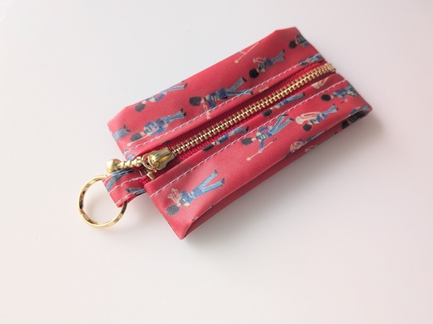 ★新商品★ 携帯用ペーパーナプキンケース ペーパーハンカチ リバティラミネート ミュージカルマーチ - 画像 (4)