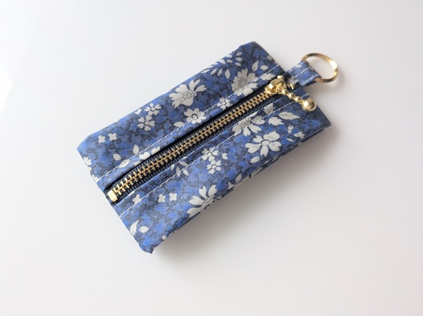 ★新商品★ 携帯用ペーパーナプキンケース ペーパーハンカチ リバティラミネート カペルペッパー - 画像 (2)