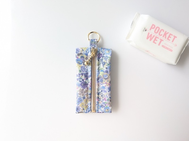 ★新商品★ 携帯用ペーパーナプキンケース ペーパーハンカチ リバティラミネート クラシックガーデン