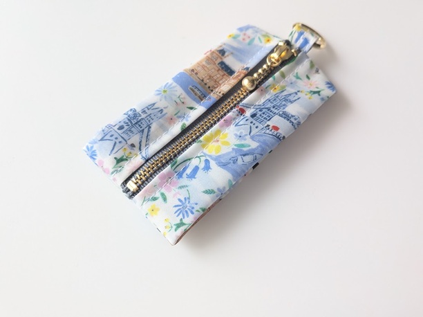 ★新商品★ 携帯用ペーパーナプキンケース ペーパーハンカチ リバティラミネート プライドアンドブルーム - 画像 (3)