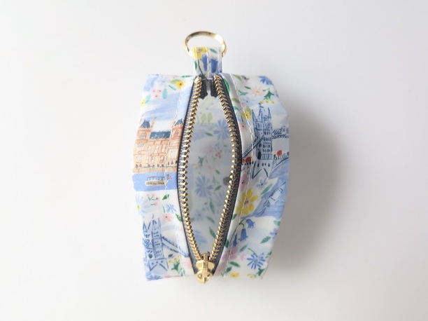 ★新商品★ 携帯用ペーパーナプキンケース ペーパーハンカチ リバティラミネート プライドアンドブルーム - 画像 (5)