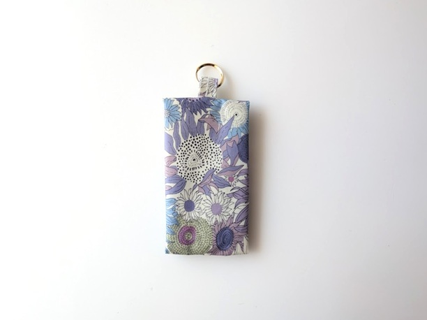 ★新商品★ 携帯用ペーパーナプキンケース ペーパーハンカチ リバティラミネート スモールスザンナ - 画像 (2)