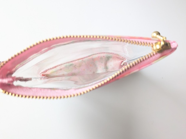 【現品限り・販売終了】XS 13×13 クリアポーチ ホリーホックス リバティ ラミネート ♡典型的なイングリッシュガーデンに咲く沢山のタチアオイからインスピレーションを受け水彩で描かれました - 画像 (5)