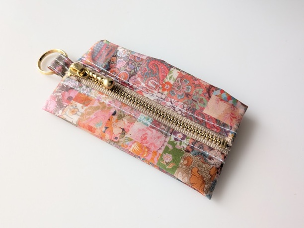 ★新商品★ 携帯用ペーパーナプキンケース ペーパーハンカチ リバティラミネート アーカイブパッチワーク - 画像 (3)
