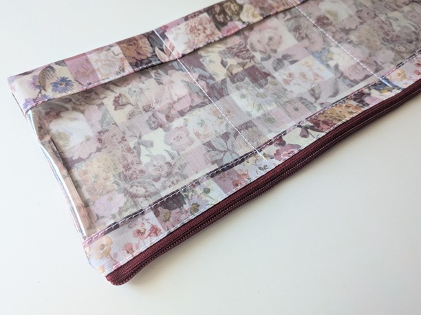 【限定商品】3ポケット折りたたみポーチ|小物を分けて収納・ゴム交換可能仕様 リバティ ラミネート アーカイブギンガム - 画像 (5)