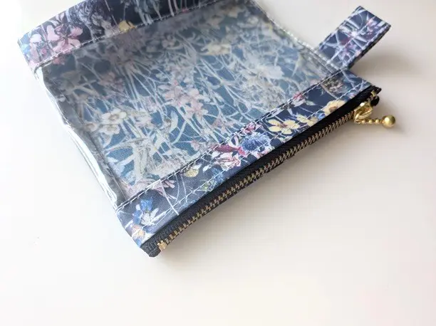 XS-3 13×13 クリアポーチ ワイルドフラワーズ リバティ ラミネート